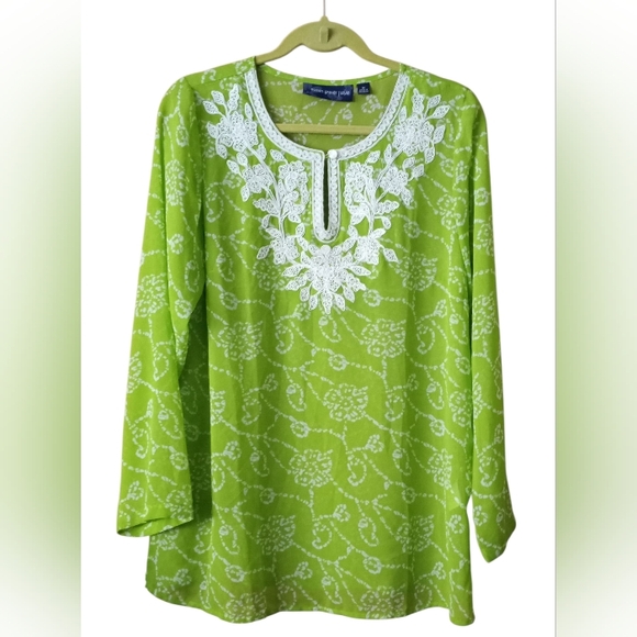 Susan Graver Printed Sheer Chiffon Tunic Soutache Embroidery Medium NWOT - Picture 1 of 9